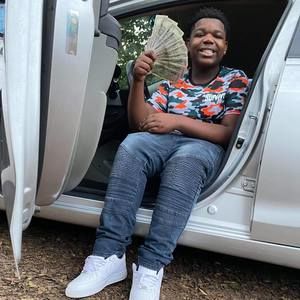 Meet your Posher, Lee